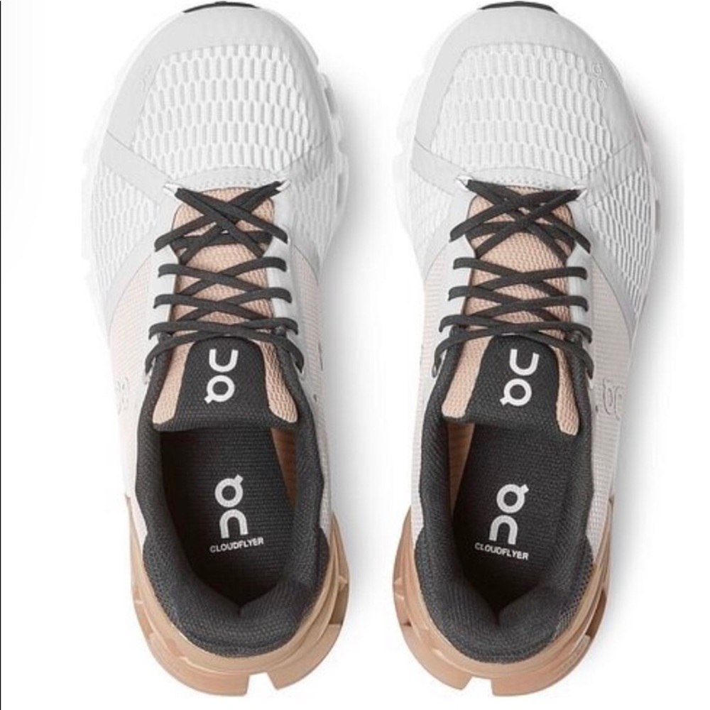 On cloud 2.0 running shoes